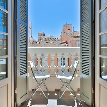 C74 - Marvelous 3 Bedroom Apartment In Historical Malaga Exterior photo