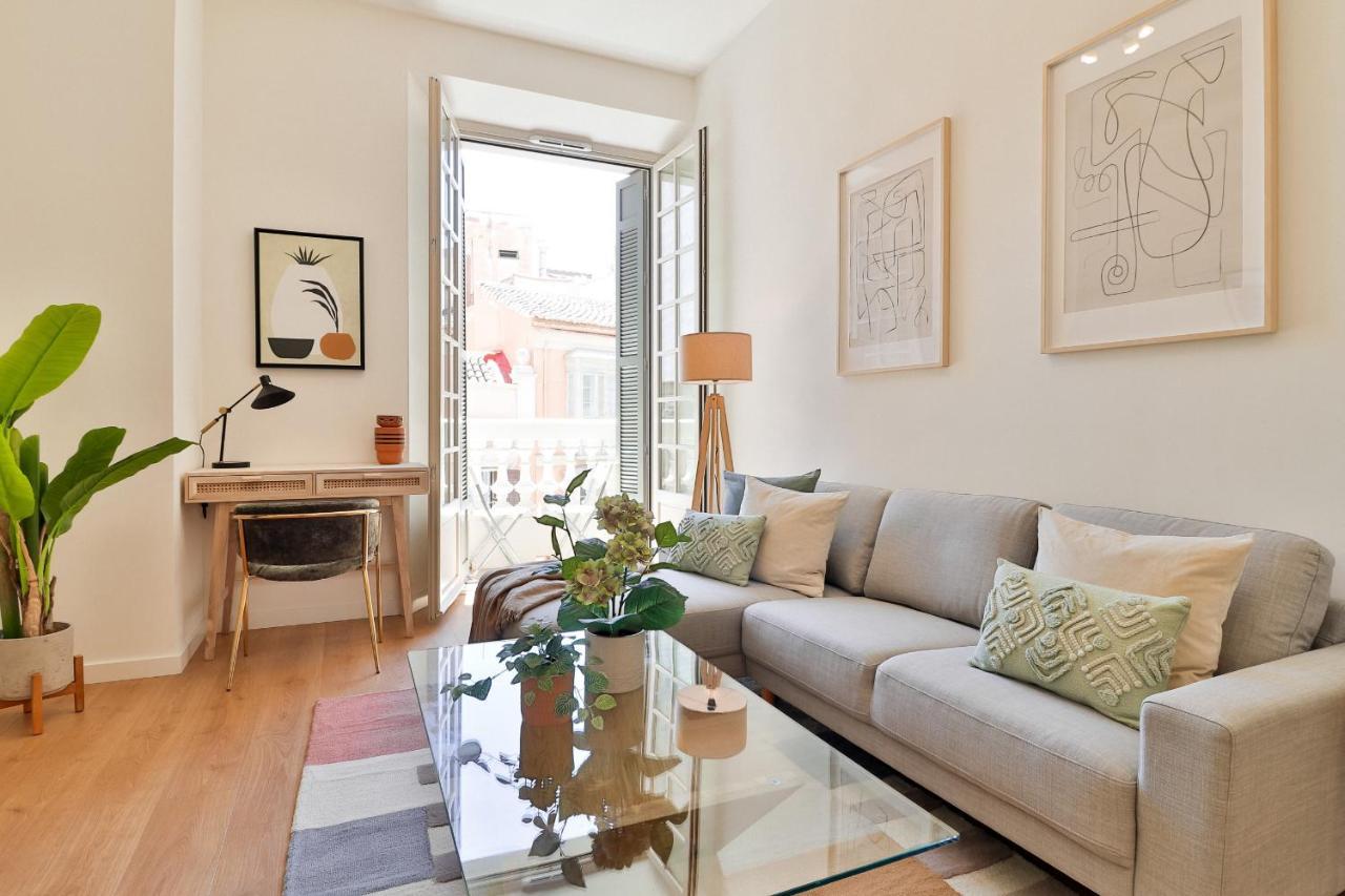 C74 - Marvelous 3 Bedroom Apartment In Historical Malaga Exterior photo