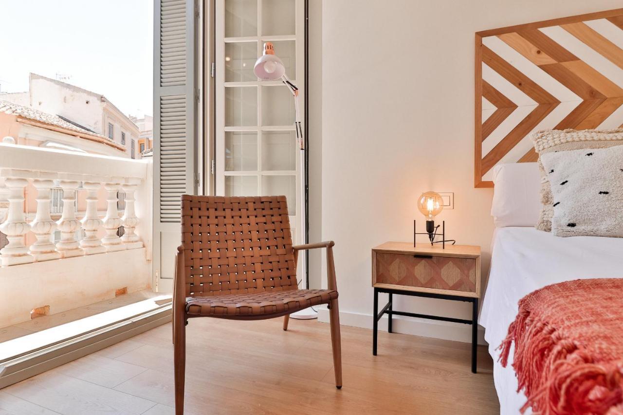 C74 - Marvelous 3 Bedroom Apartment In Historical Malaga Exterior photo